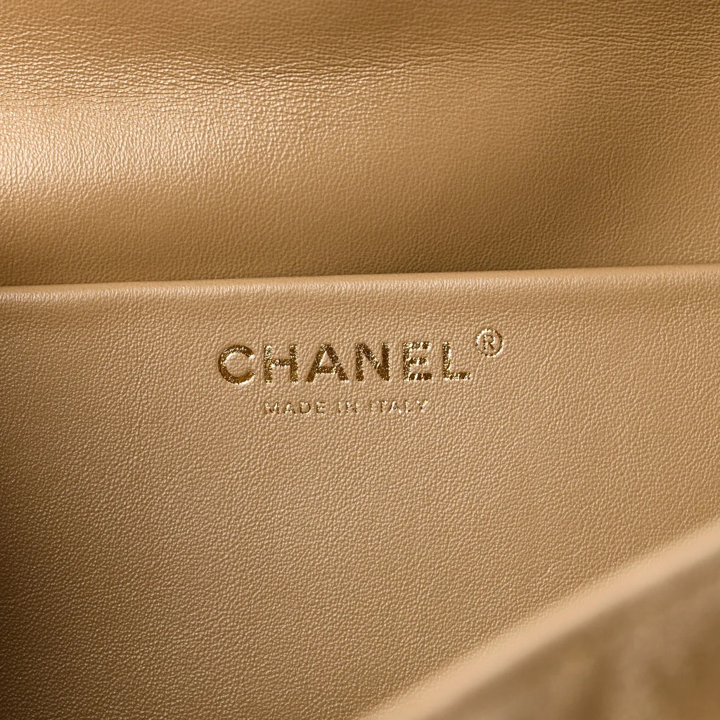 Chanel - interno con logo Made in Italy