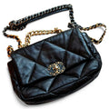Borsa Chanel 19 nera fronte