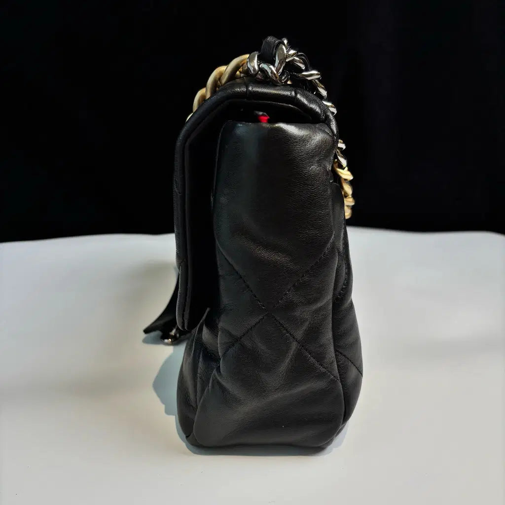 Borsa Chanel 19 nera lato