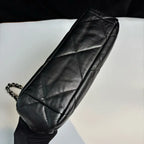 Borsa Chanel 19 nera dall'alto