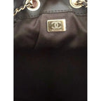 Chanel Hobo Bag - interno con placca CC